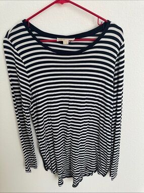 Striped Long-Sleeve Scoop Neck Top - Navy & White